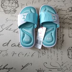 NEW Under Armour slip sandals